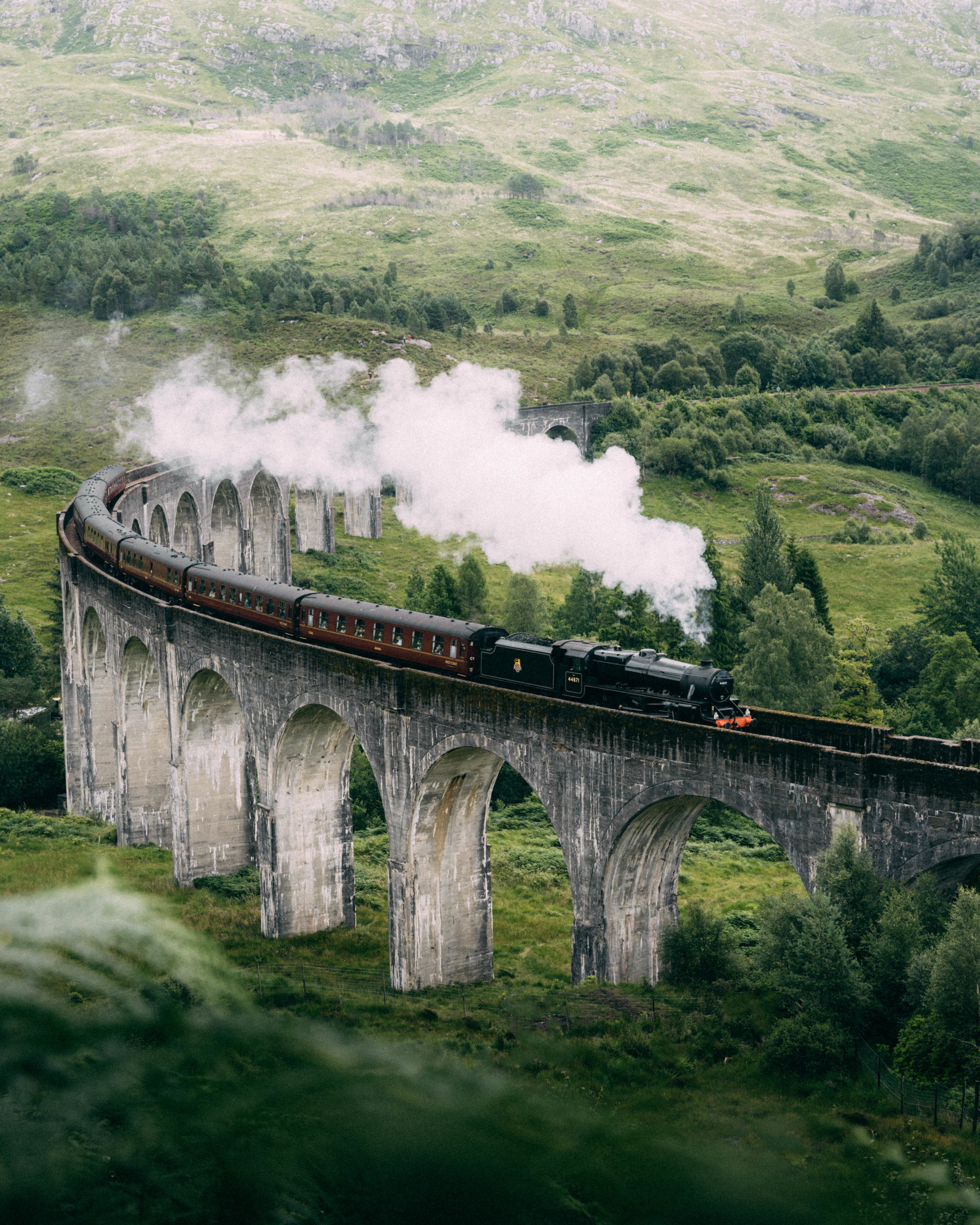 Ultimate Guide To Visit Glenfinnan Viaduct – Ellensvoyage